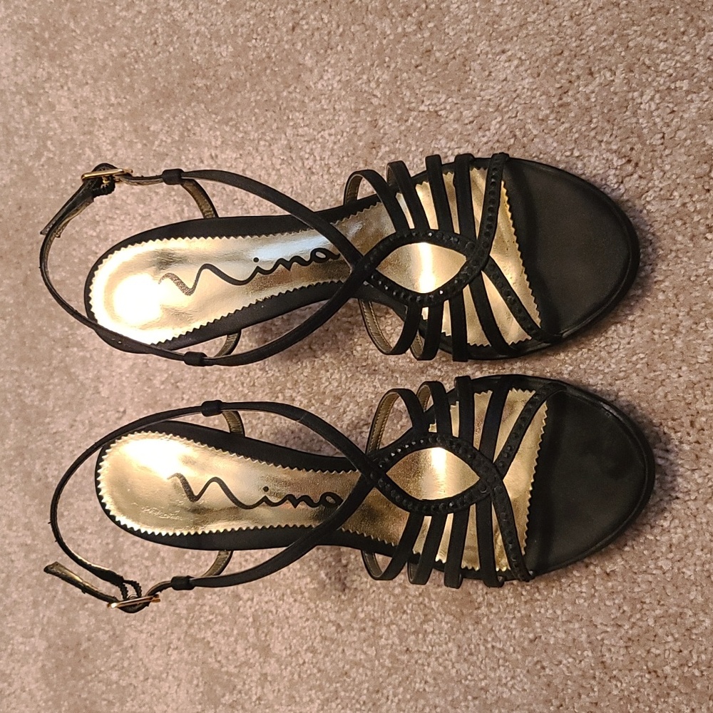Nina dress shoes